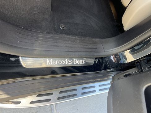 Used 2021 Mercedes-Benz GLE 350 w/ Premium Package image 39