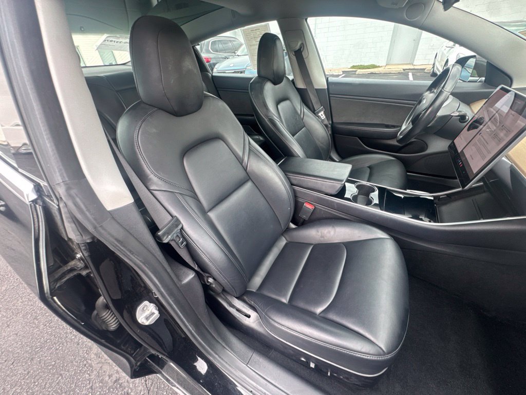 Used 2019 Tesla Model 3 Long Range RWD image 25