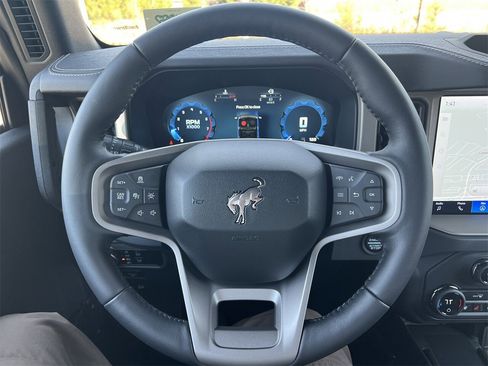 New 2025 Ford Bronco Outer Banks image 10