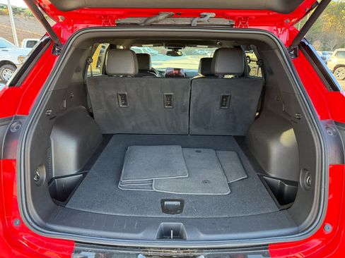 Used 2023 Chevrolet Blazer RS w/ Enhanced Convenience Package image 29