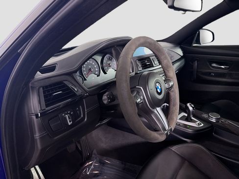 Used 2019 BMW M4 CS w/ Executive Package image 23