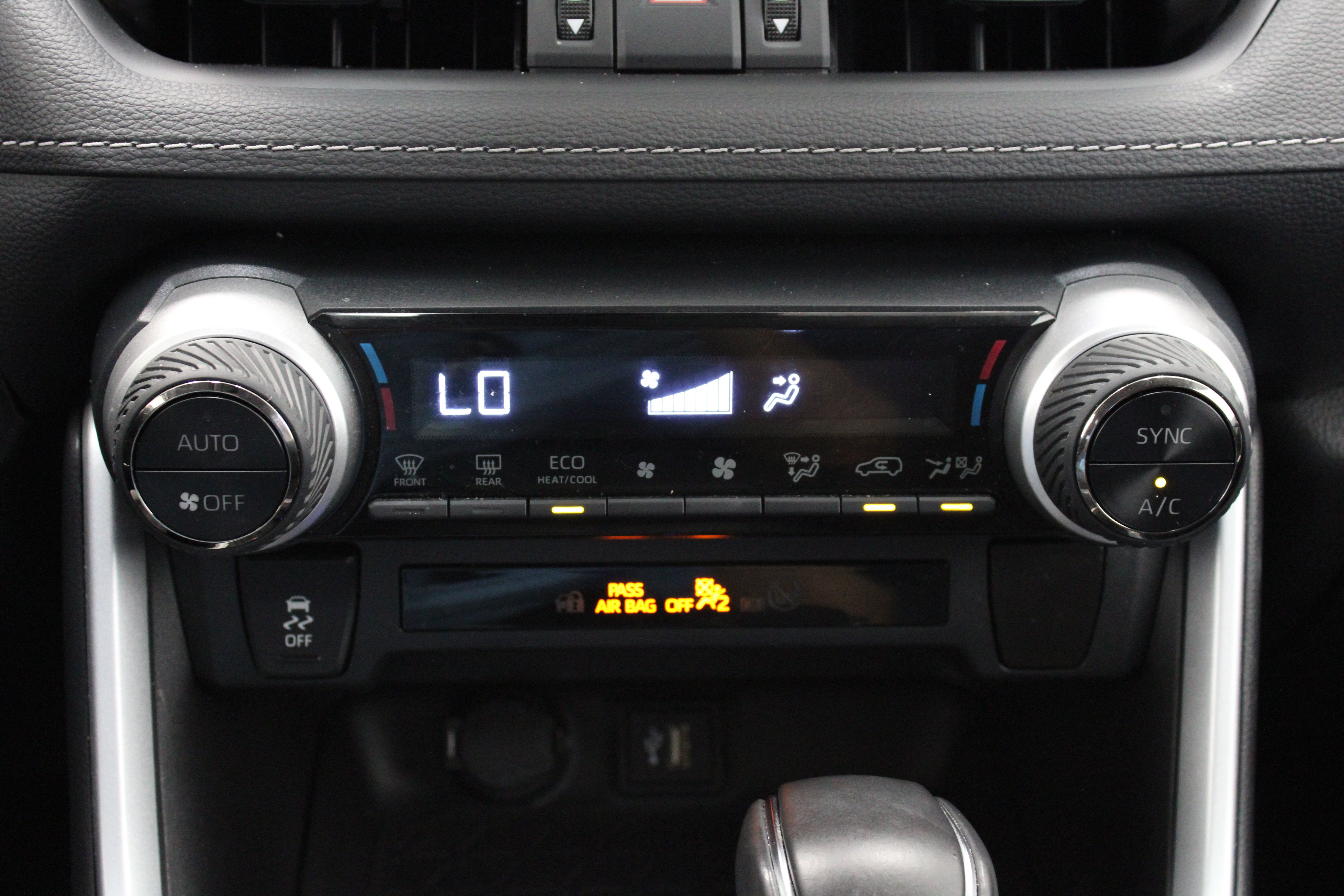 Used 2023 Toyota RAV4 XLE Premium AWD/4WD image 19