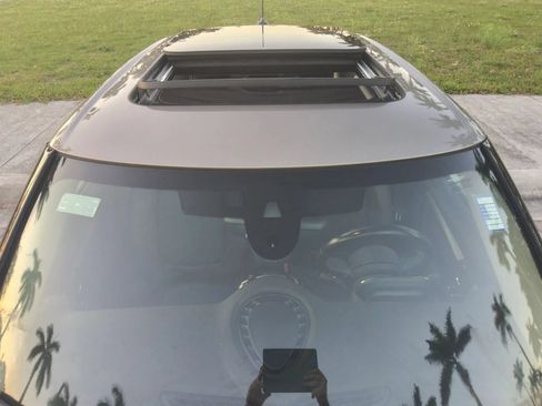 Used 2023 MINI Cooper 4-Door Hardtop FWD image 54