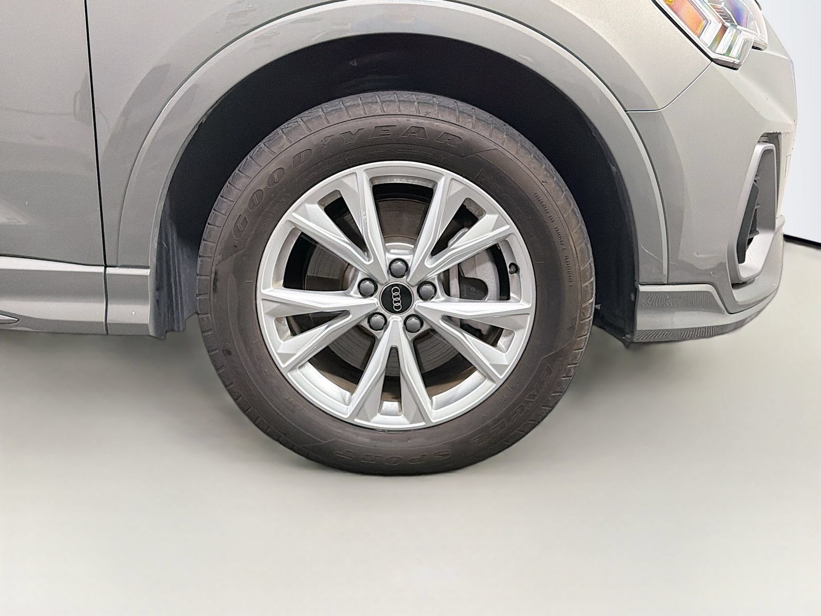 Used 2025 Audi Q3 2.0T Premium AWD/4WD image 32