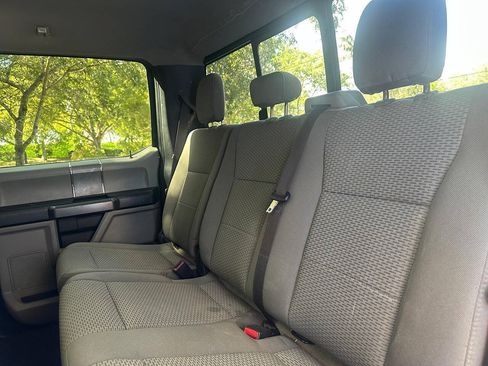 Used 2021 Ford F250 XLT w/ XLT Premium Package AWD/4WD image 24