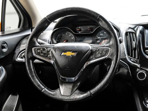 Used 2017 Chevrolet Cruze Premier w/ Enhanced Convenience Package FWD image 16