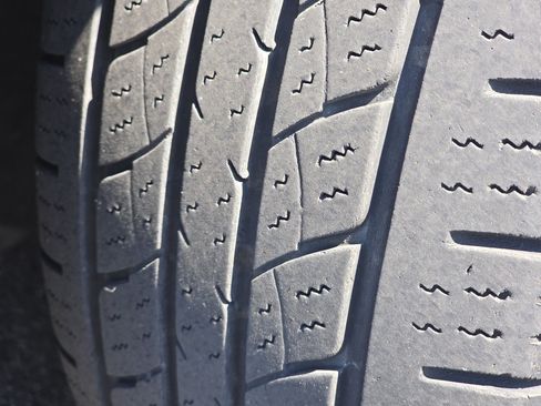 Used 2023 Chrysler Pacifica Touring-L FWD image 17