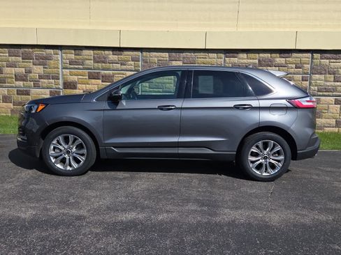 Used 2024 Ford Edge Titanium image 7