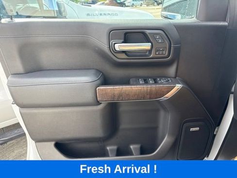 Used 2021 GMC Sierra 1500 Denali w/ Denali Ultimate Package AWD/4WD image 11