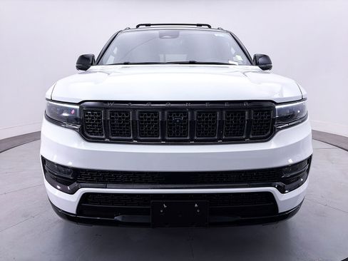 Used 2024 Jeep Grand Wagoneer L Series II w/ Quick Order Packagew 28T AWD/4WD image 17