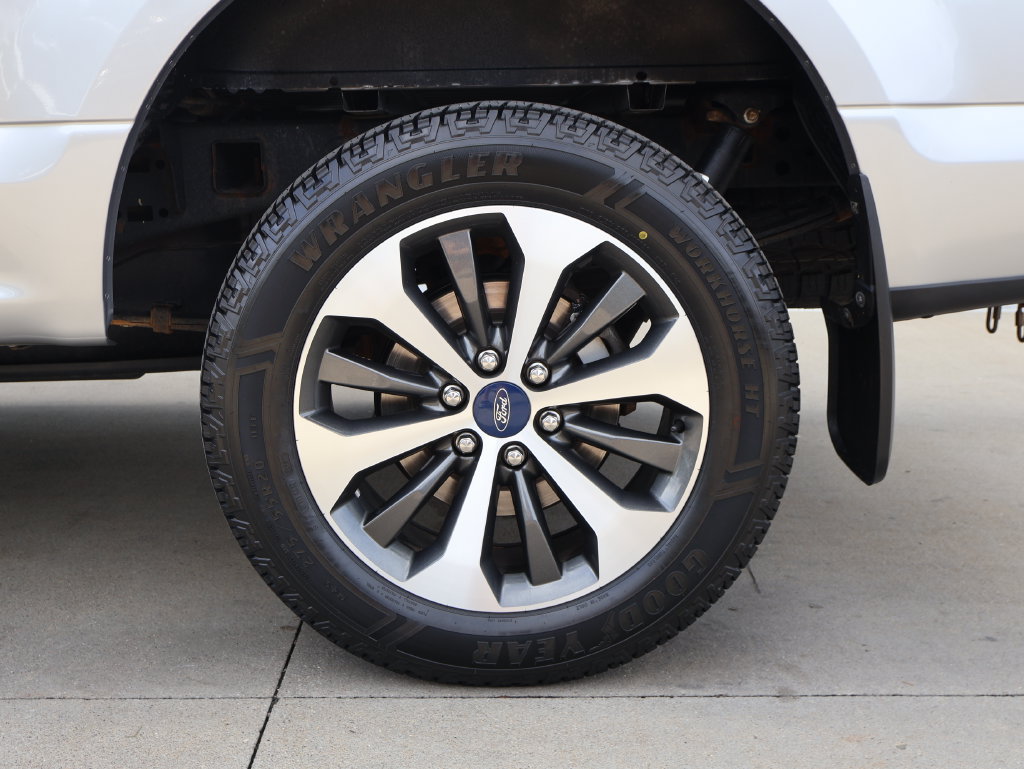 Used 2020 Ford F150 XL w/ Equipment Group 101A Mid AWD/4WD image 37