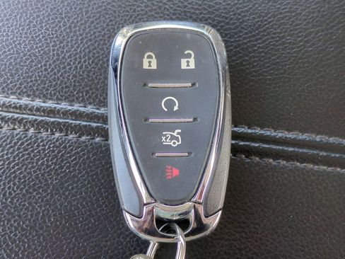 Used 2024 Chevrolet Malibu LT image 32