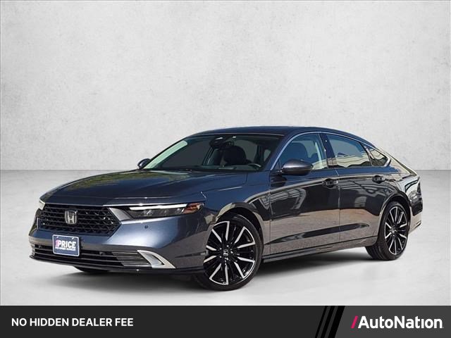 Used 2025 Honda Accord Touring image 1