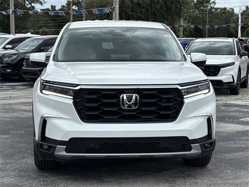 New 2025 Honda Pilot EX-L image 3