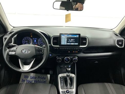 Used 2020 Hyundai Venue SEL w/ Convenience + Premium Package FWD image 13