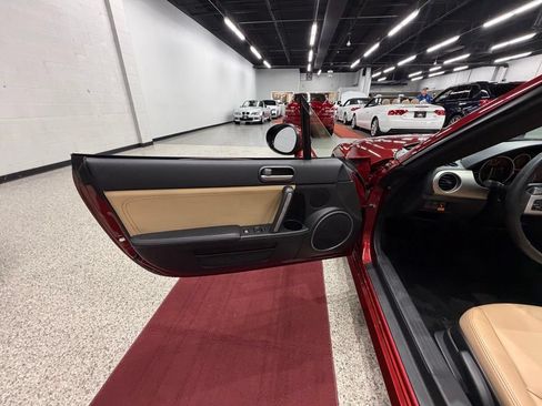 Used 2012 MAZDA MX-5 Miata Grand Touring w/ Premium Pkg RWD image 18