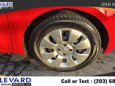 Used 2007 Toyota Yaris 2-Door Hatchback image 29