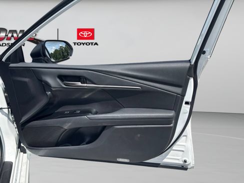 Used 2026 Toyota Camry XSE FWD image 26