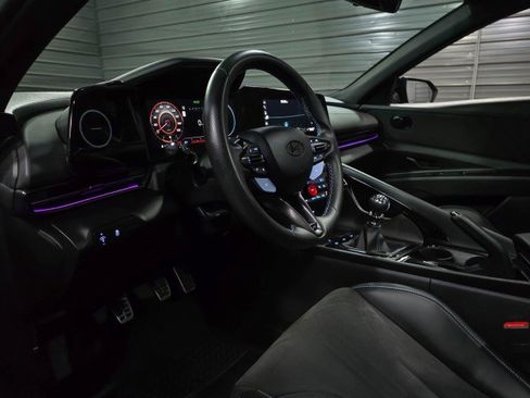 Used 2025 Hyundai Elantra N image 10