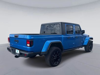 Used 2025 Jeep Gladiator Sport