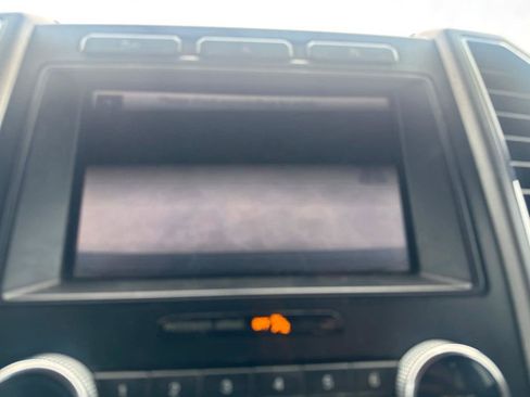 Used 2019 Ford Expedition XLT w/ Equipment Group 201A RWD image 44