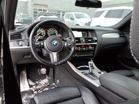 Used 2018 BMW X4 M40i image 13