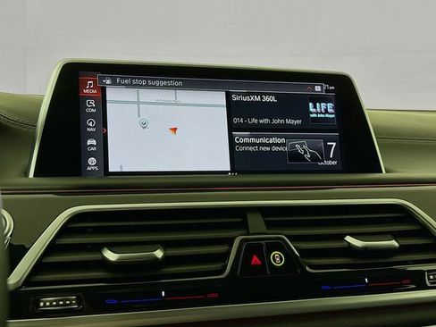 Used 2022 BMW ALPINA B7 xDrive ALPINA B7 xDrive w/ Luxury Rear Seating Package image 15