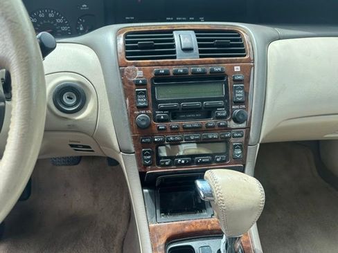 Used 2004 Toyota Avalon image 14