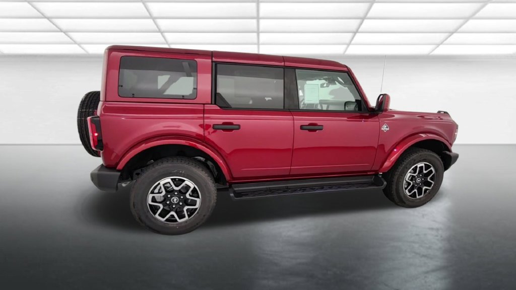 New 2026 Ford Bronco Outer Banks AWD/4WD image 8