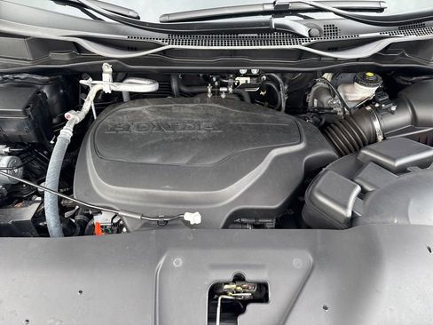 Certified 2024 Honda Odyssey EX-L image 12