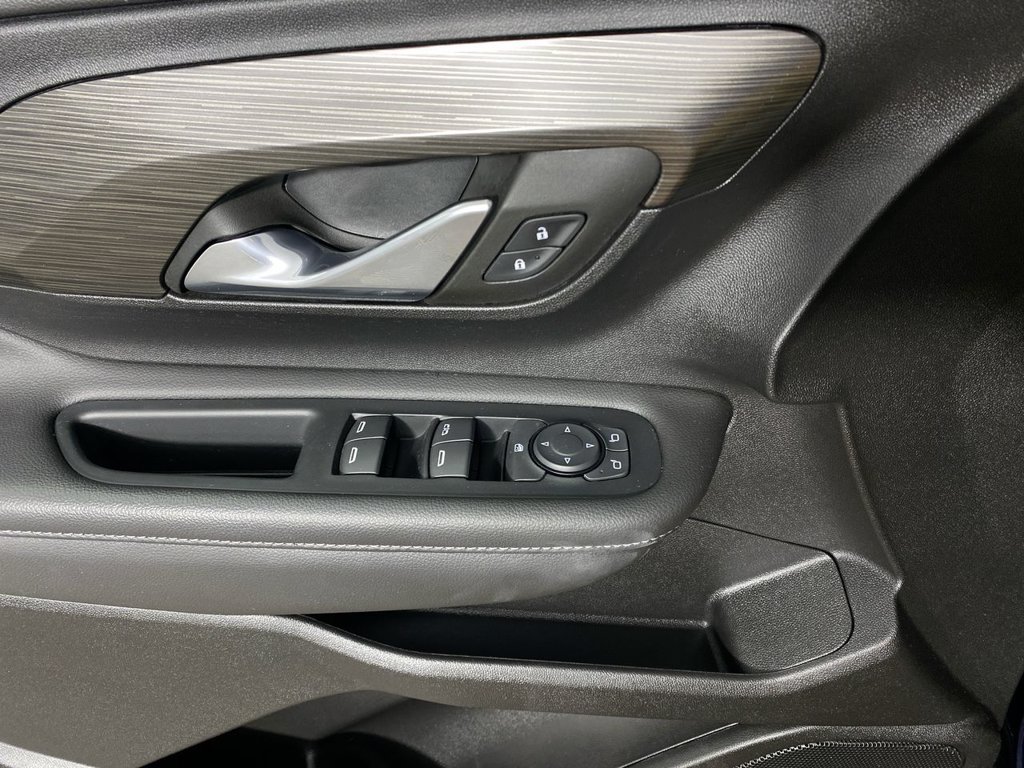 Certified 2023 GMC Terrain SLE FWD image 13