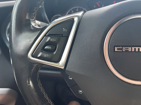 Used 2017 Chevrolet Camaro LT w/ Technology Package RWD image 17