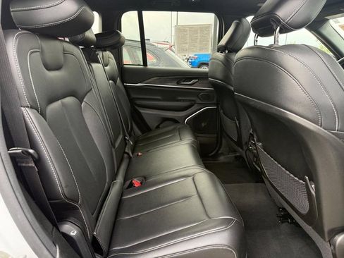 Used 2024 Jeep Grand Cherokee Limited 4xe AWD/4WD image 7