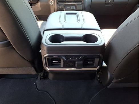Used 2020 GMC Sierra 1500 SLT w/ SLT Premium Package AWD/4WD image 15