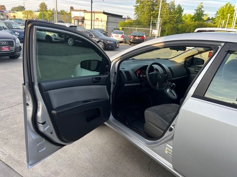 Used 2012 Nissan Sentra 2.0 FWD image 10
