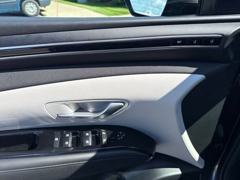 Used 2022 Hyundai Tucson Limited AWD/4WD image 12