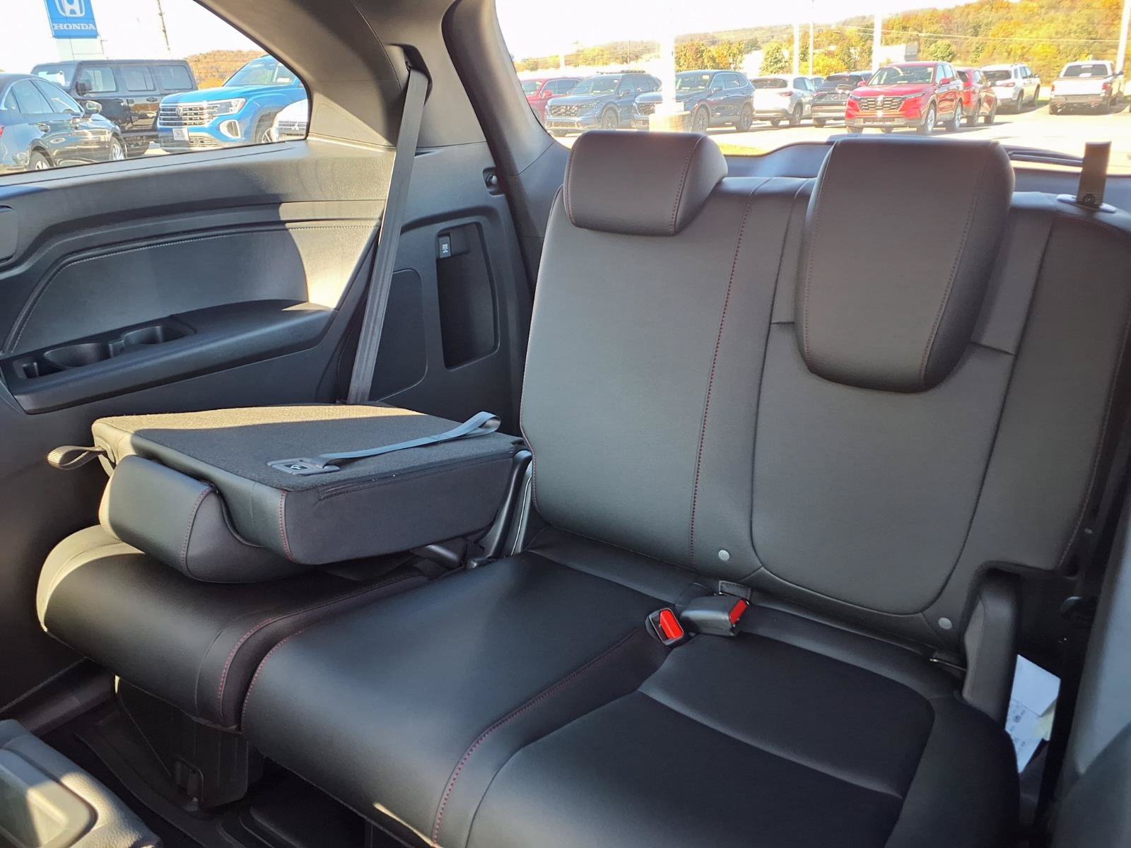 New 2026 Honda Odyssey Sport-L image 8