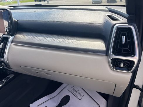 Used 2023 Kia Sorento SX Prestige AWD/4WD image 43