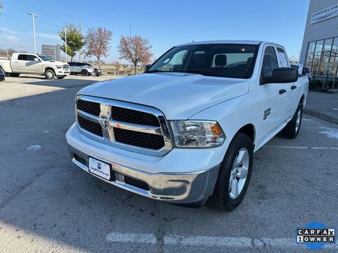 Used 2024 RAM 1500 Classic SLT image 12