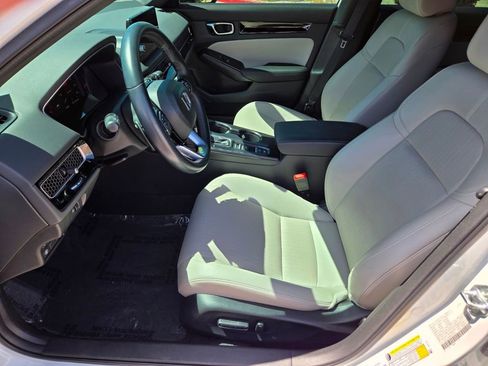 Used 2024 Honda Civic Sport Touring image 8