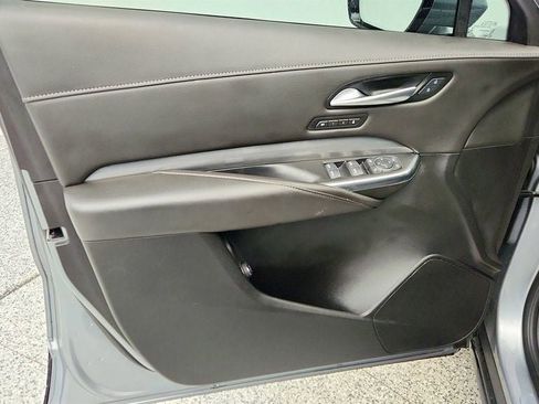 Used 2024 Cadillac XT4 Premium Luxury image 15