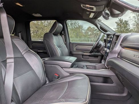 Used 2020 RAM 2500 Limited image 32