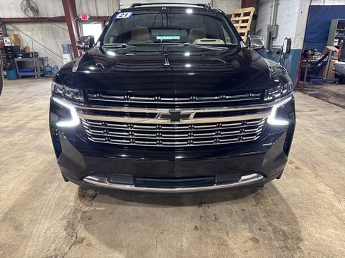 Used 2021 Chevrolet Tahoe Premier w/ Premium Package image 6
