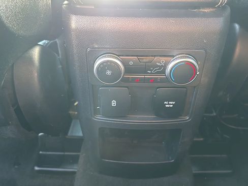 Used 2020 Ford Explorer ST w/ Premium Technology Package image 31