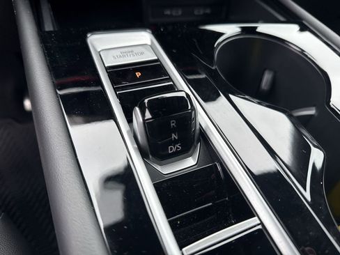 New 2024 Volkswagen Atlas Cross Sport SEL Premium R-Line image 33