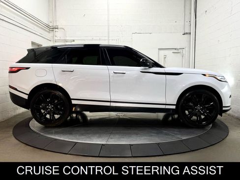 Used 2018 Land Rover Range Rover Velar S AWD/4WD image 9