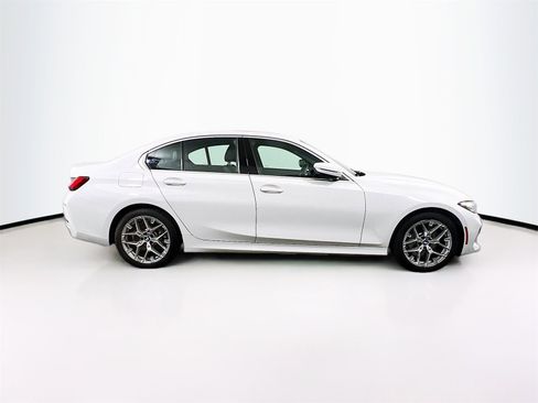 Used 2025 BMW 330i Sedan image 8