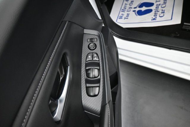 Used 2025 Nissan Sentra SV FWD image 10