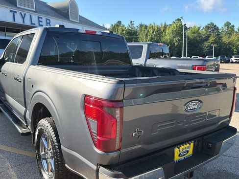 Used 2024 Ford F150 XLT w/ Equipment Group 302A MID RWD image 8