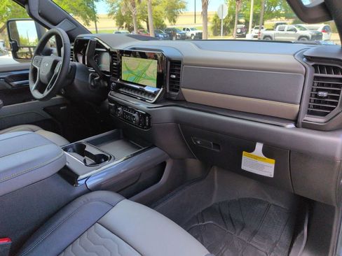 New 2026 Chevrolet Silverado 2500 ZR2 image 26